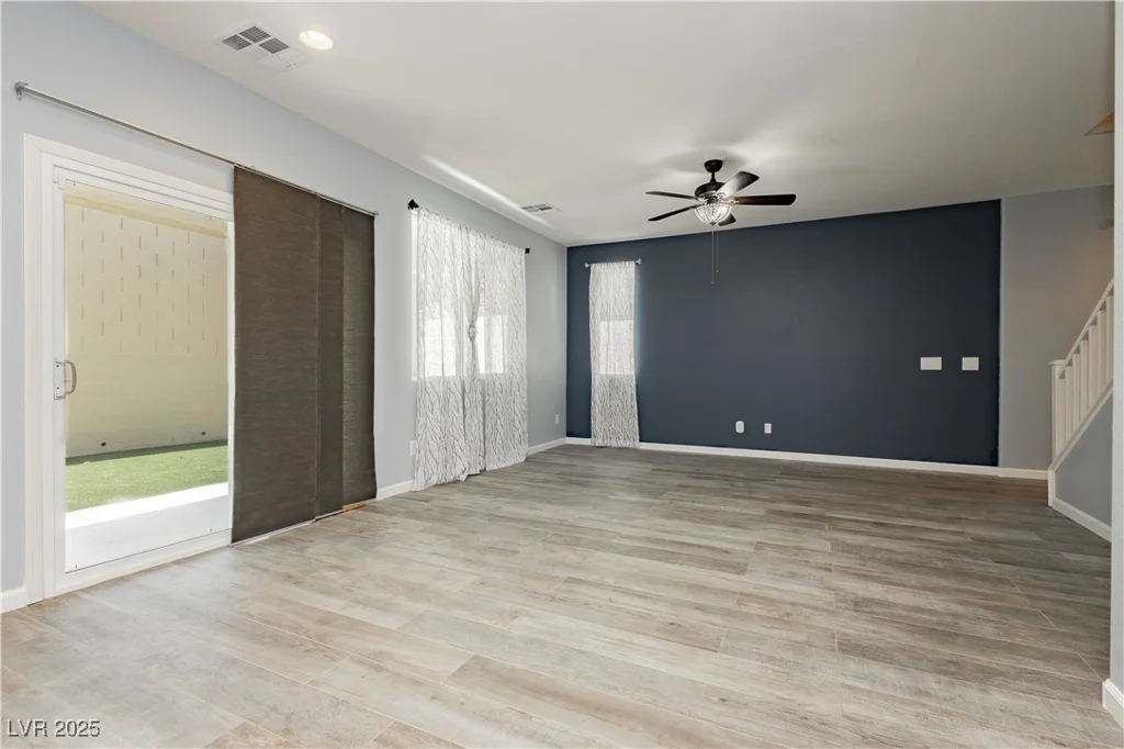 7857 Blue Lake Peak, Las Vegas, NV 89166