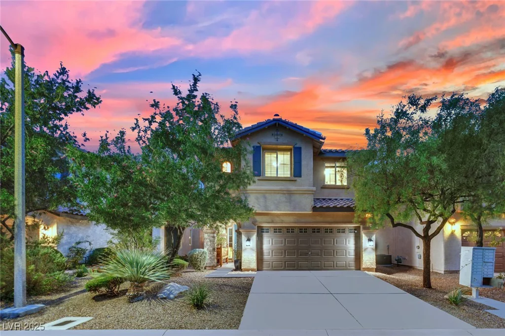 10231 Running Falls, Las Vegas, NV 89178