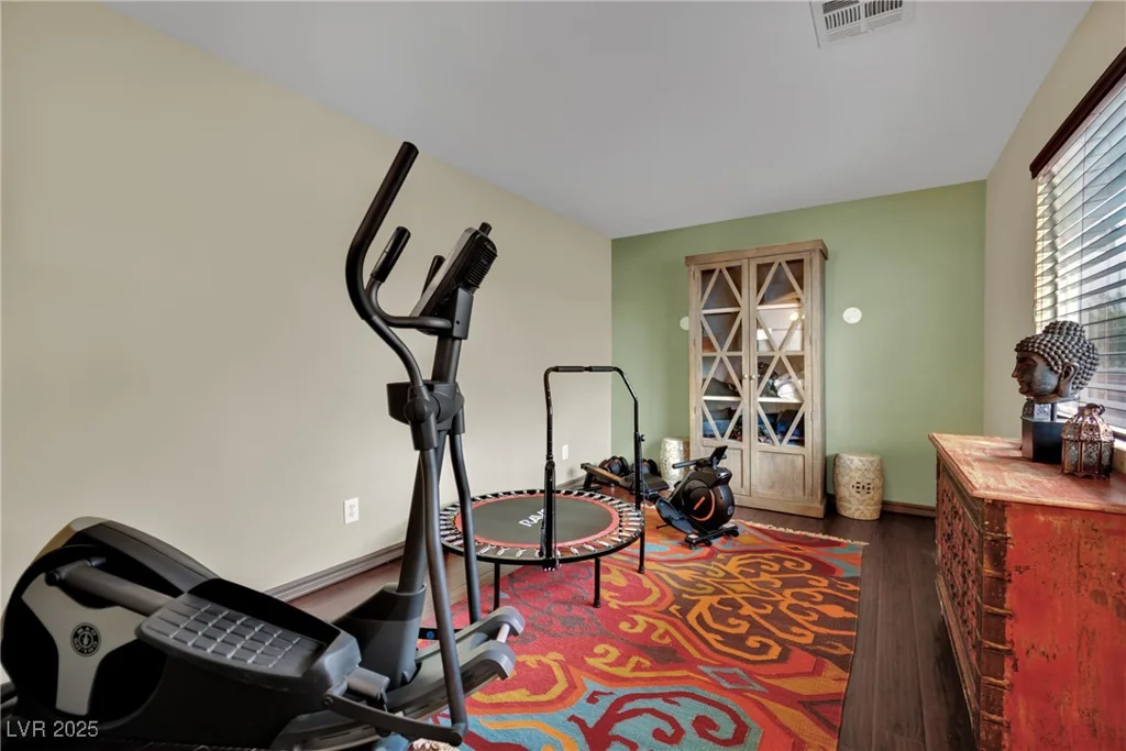 10231 Running Falls, Las Vegas, NV 89178