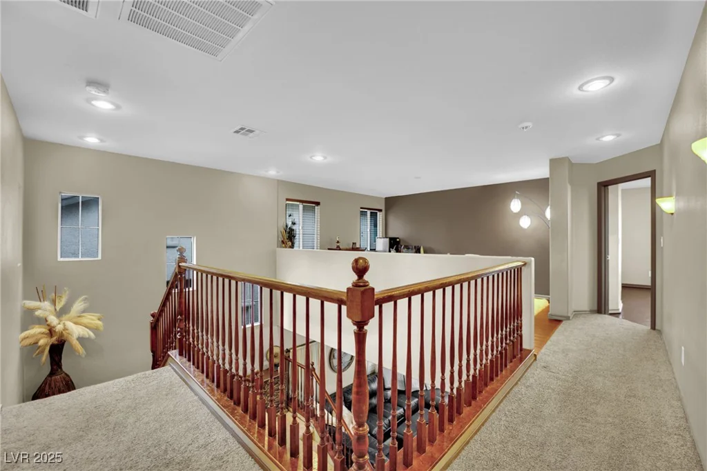 10231 Running Falls, Las Vegas, NV 89178
