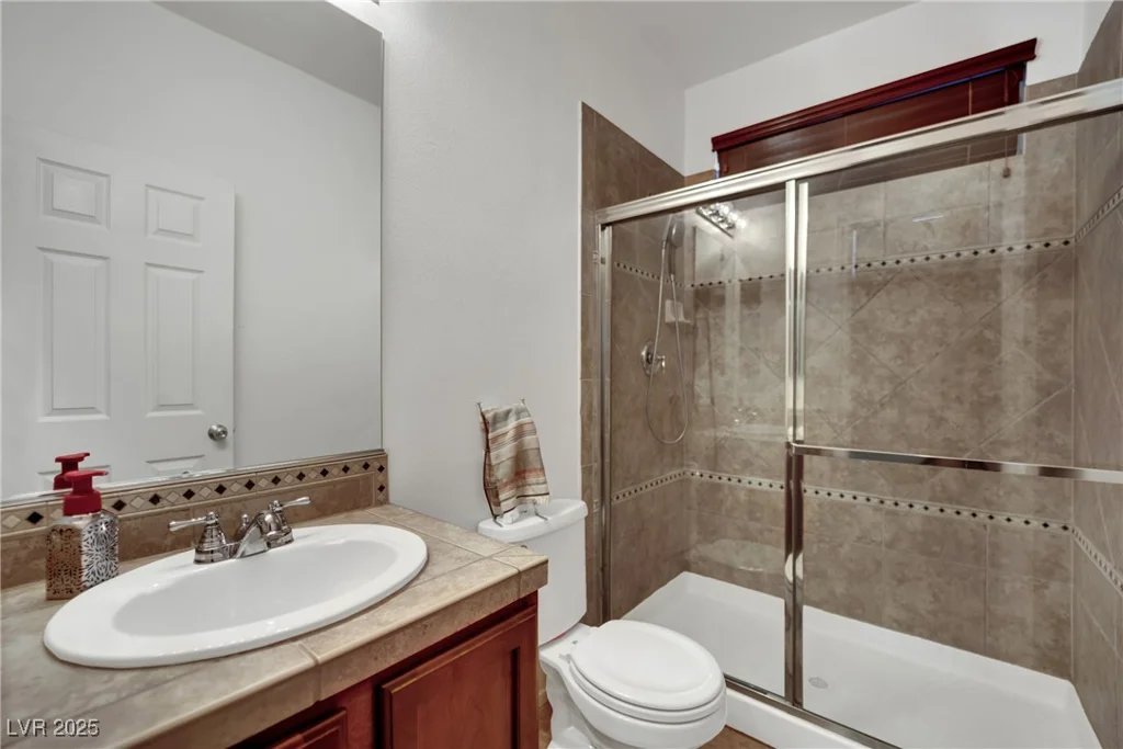 10231 Running Falls, Las Vegas, NV 89178