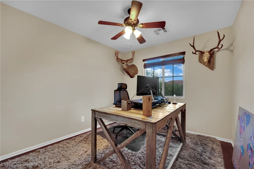 10231 Running Falls, Las Vegas, NV 89178