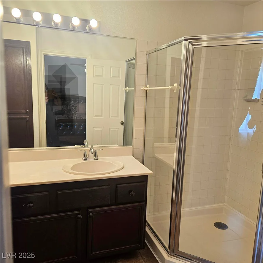 5218 Pat, Las Vegas, NV 89118