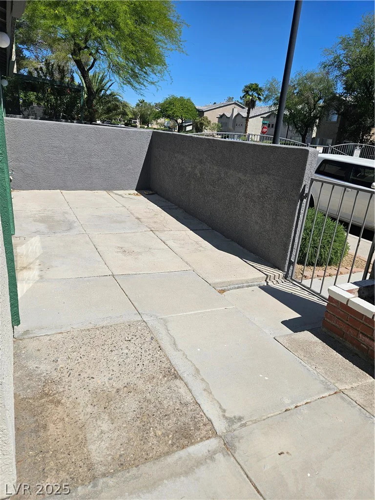 5218 Pat, Las Vegas, NV 89118