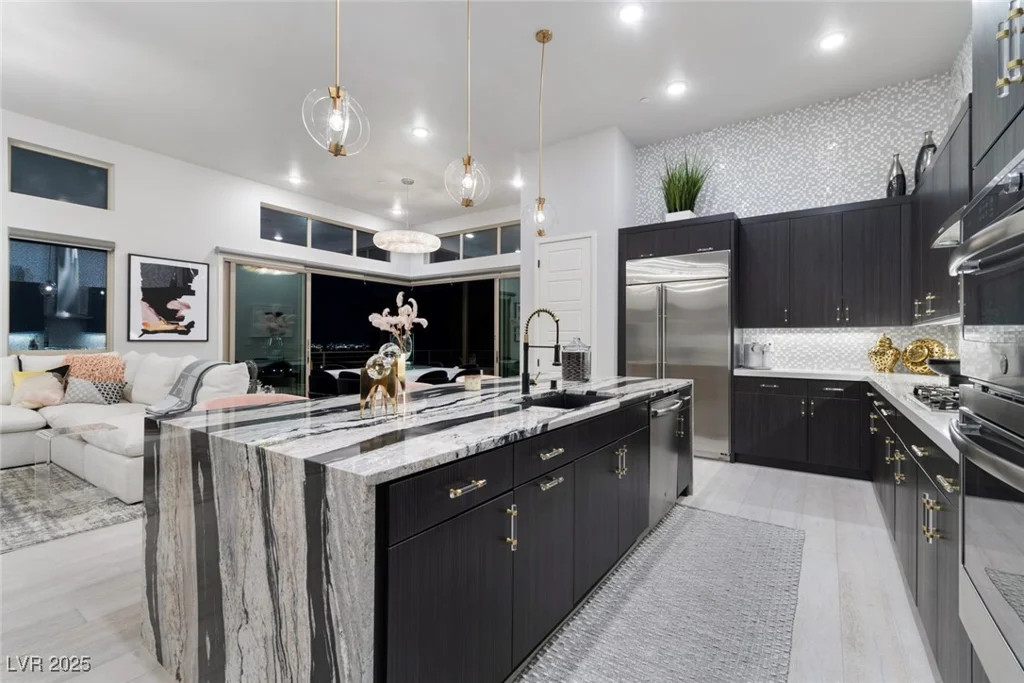 4296 Veraz, Las Vegas, NV 89135