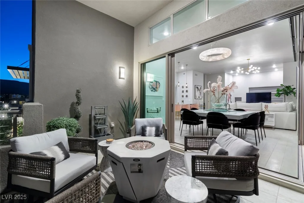 4296 Veraz, Las Vegas, NV 89135