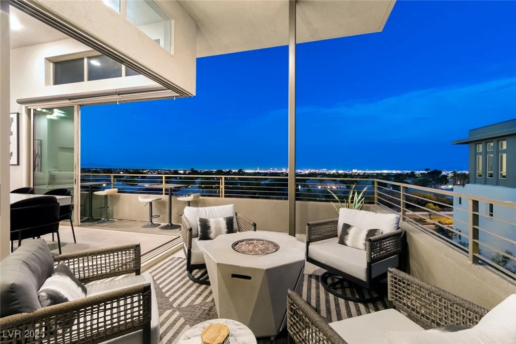 4296 Veraz, Las Vegas, NV 89135