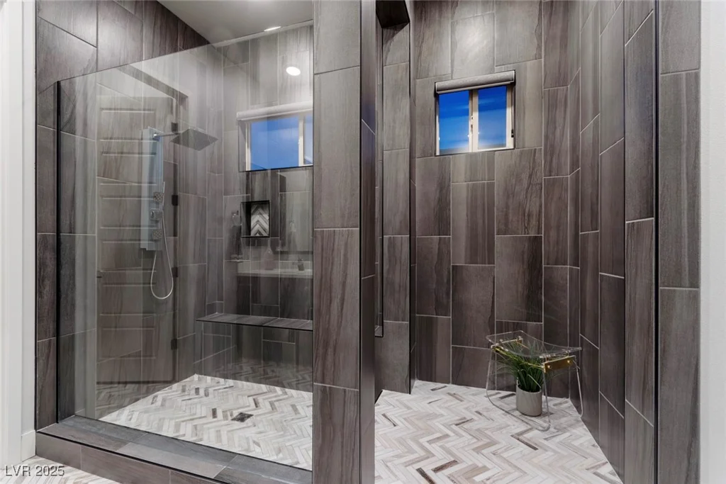 4296 Veraz, Las Vegas, NV 89135