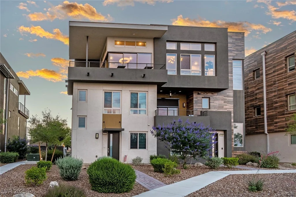 4296 Veraz, Las Vegas, NV 89135