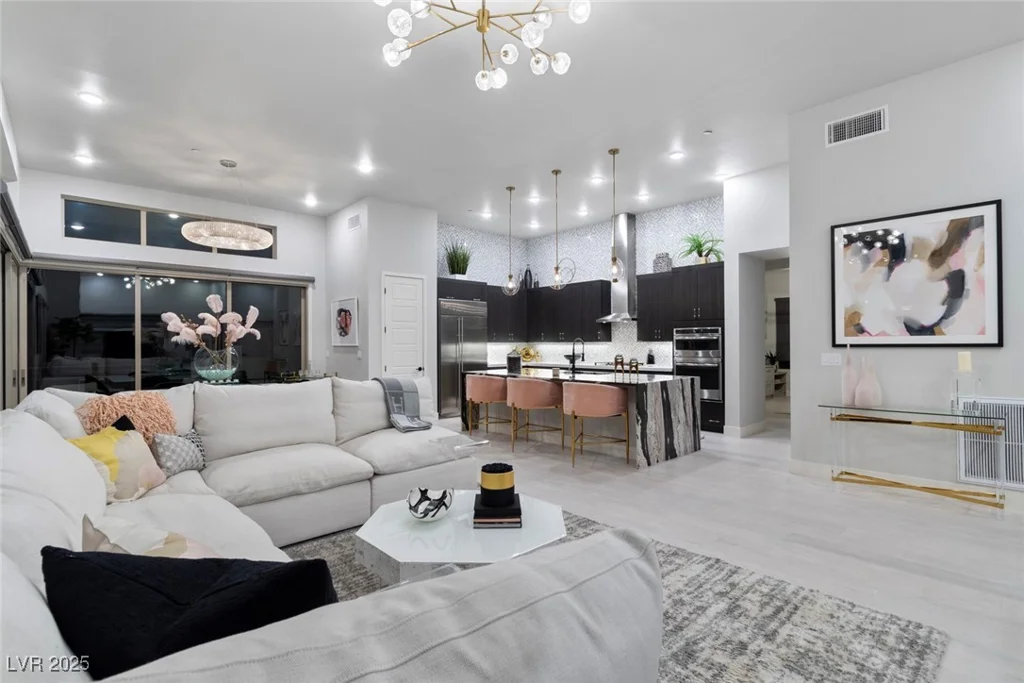 4296 Veraz, Las Vegas, NV 89135