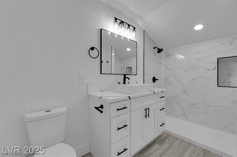 1905 Oakey, Las Vegas, NV 89104