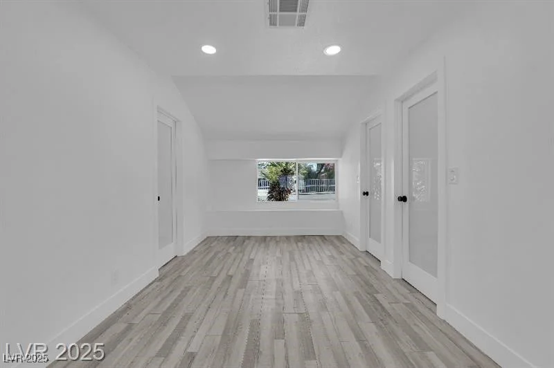 1905 Oakey, Las Vegas, NV 89104