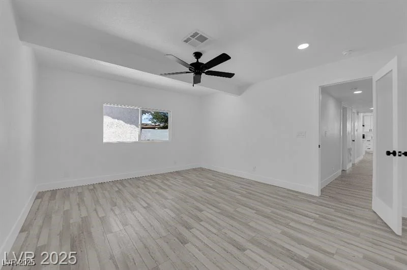1905 Oakey, Las Vegas, NV 89104