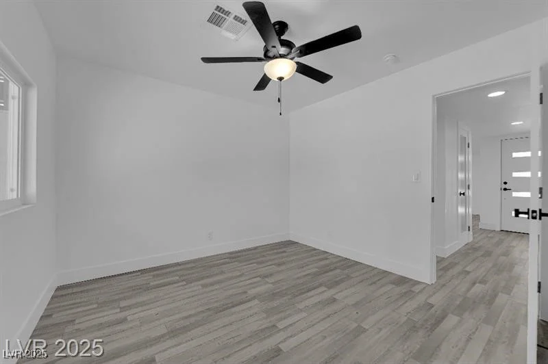 1905 Oakey, Las Vegas, NV 89104