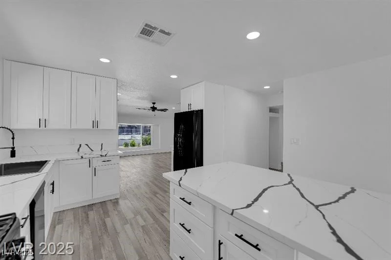 1905 Oakey, Las Vegas, NV 89104