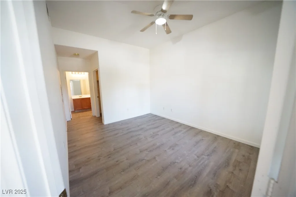 10245 Maryland, Las Vegas, NV 89183