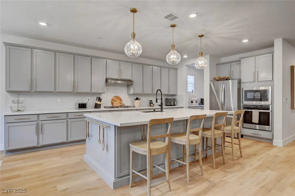 9423 Cruz, Las Vegas, NV 89143