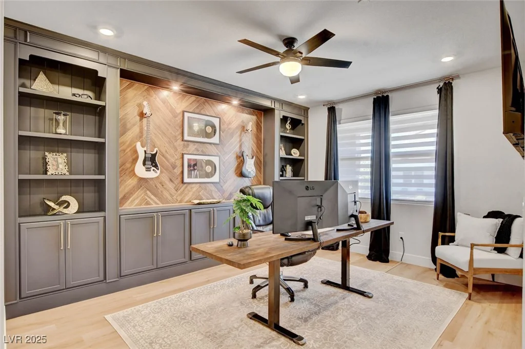 9423 Cruz, Las Vegas, NV 89143