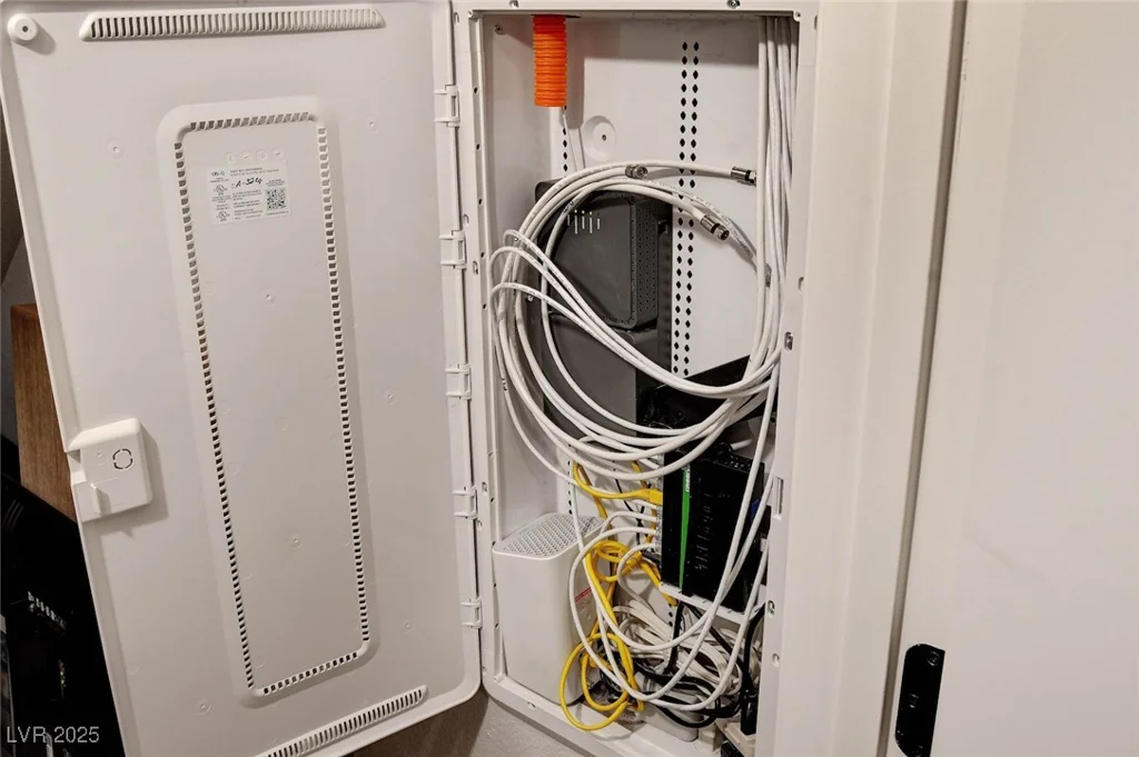 9423 Cruz, Las Vegas, NV 89143