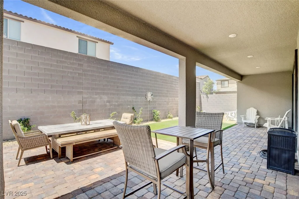 9423 Cruz, Las Vegas, NV 89143