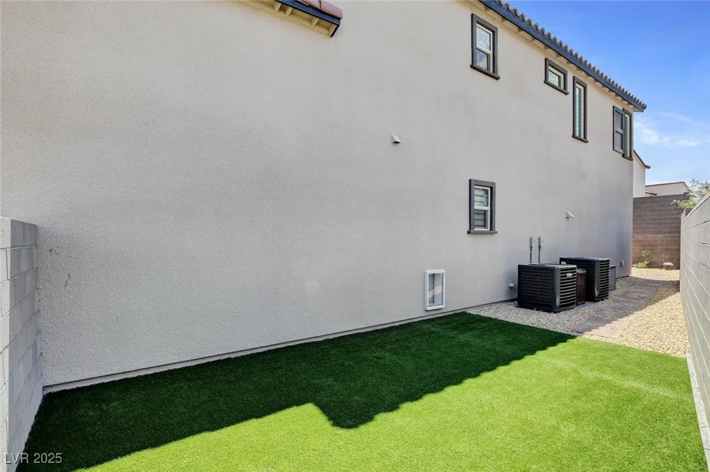9423 Cruz, Las Vegas, NV 89143