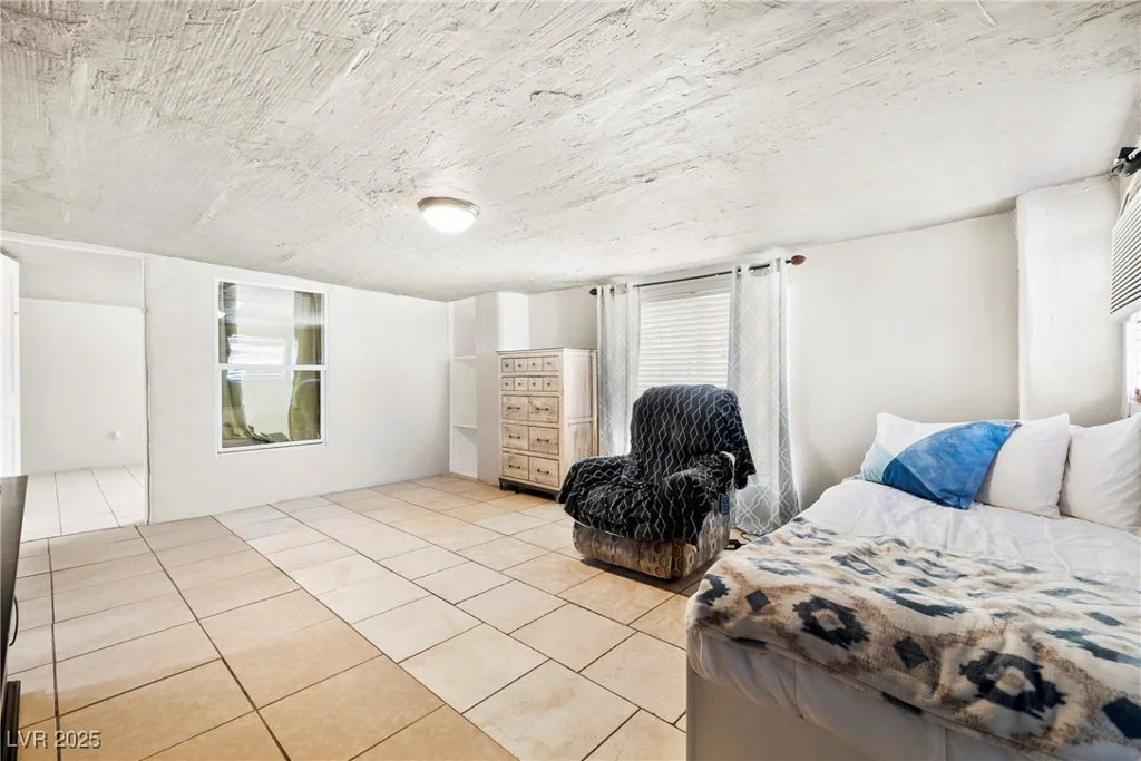 3113 Theresa, Las Vegas, NV 89101