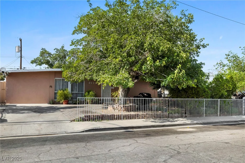 3113 Theresa, Las Vegas, NV 89101