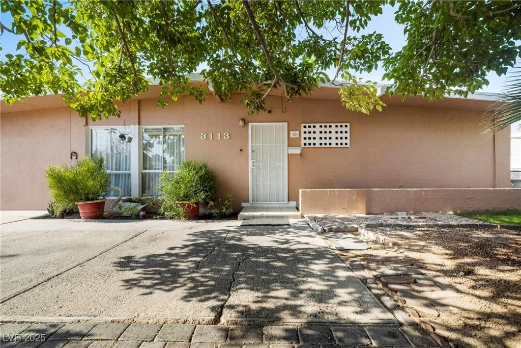 3113 Theresa, Las Vegas, NV 89101