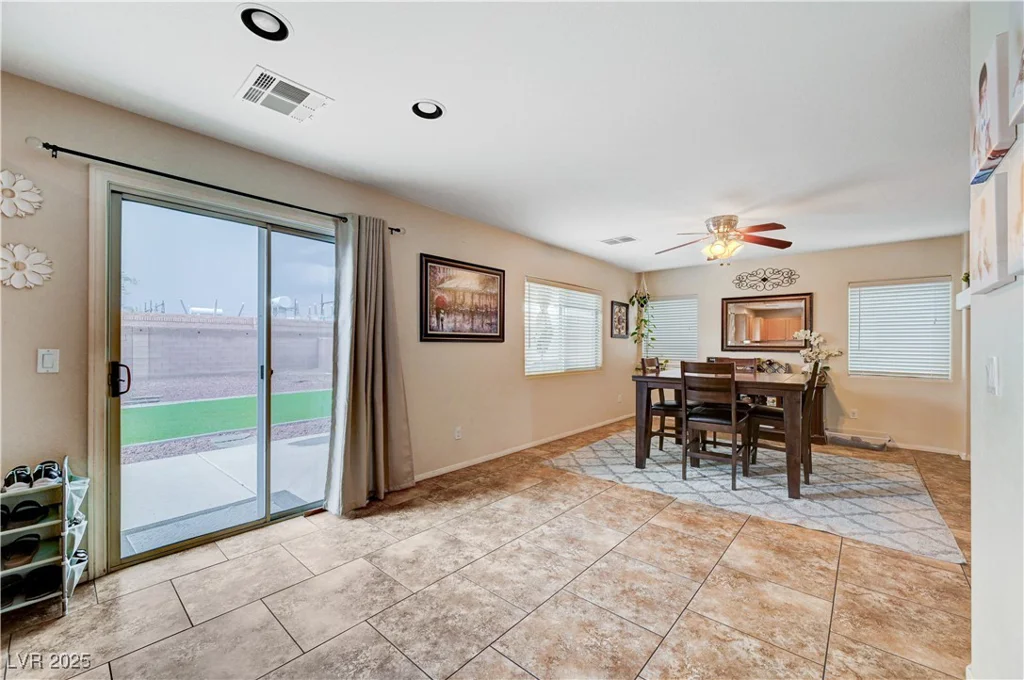 6223 Legend Falls, North Las Vegas, NV 89081