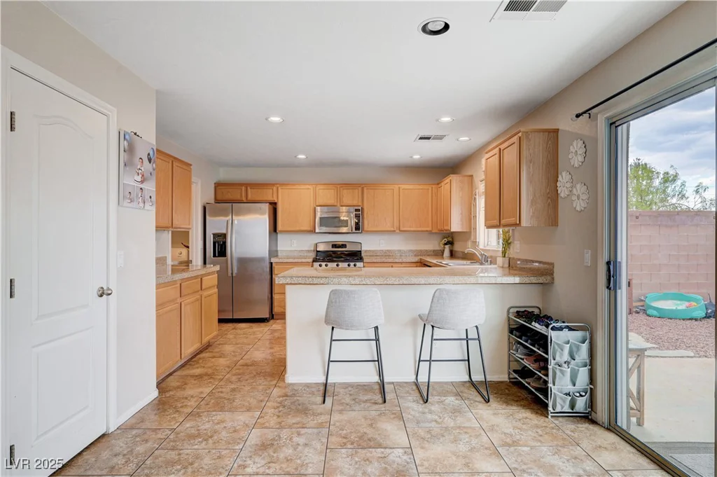 6223 Legend Falls, North Las Vegas, NV 89081