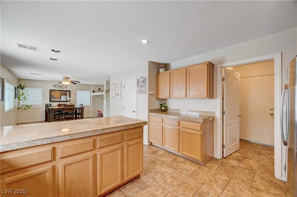 6223 Legend Falls, North Las Vegas, NV 89081