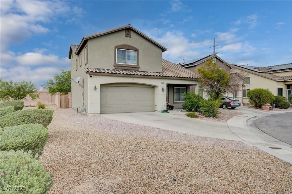 6223 Legend Falls, North Las Vegas, NV 89081