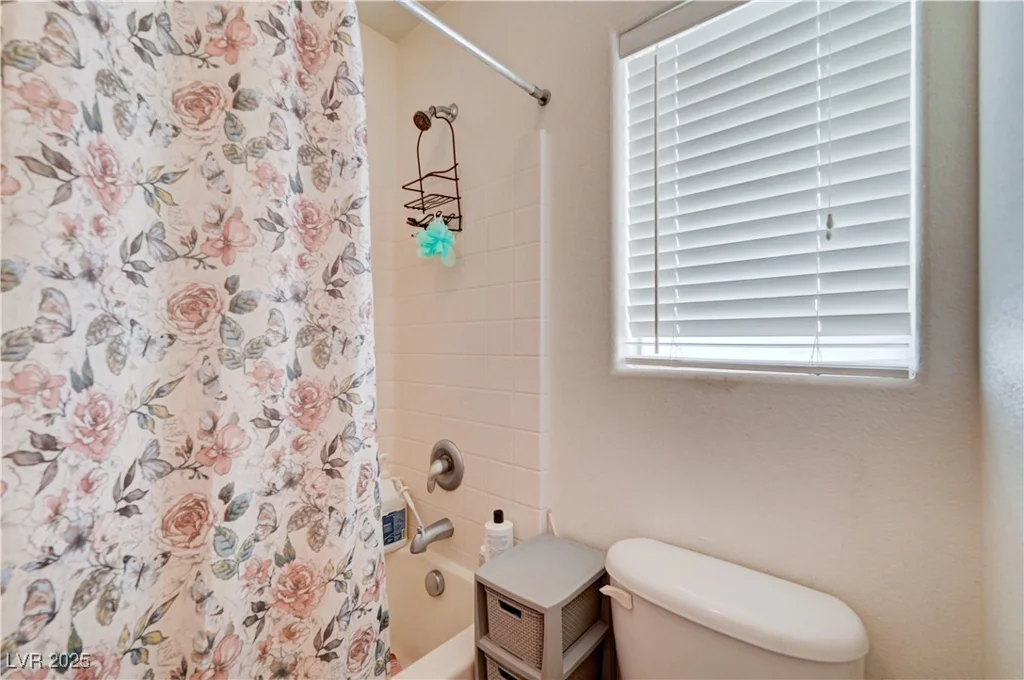 6223 Legend Falls, North Las Vegas, NV 89081