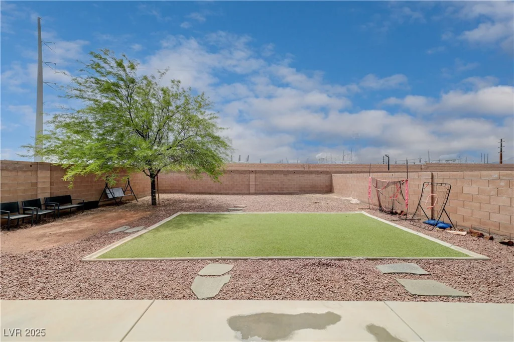 6223 Legend Falls, North Las Vegas, NV 89081