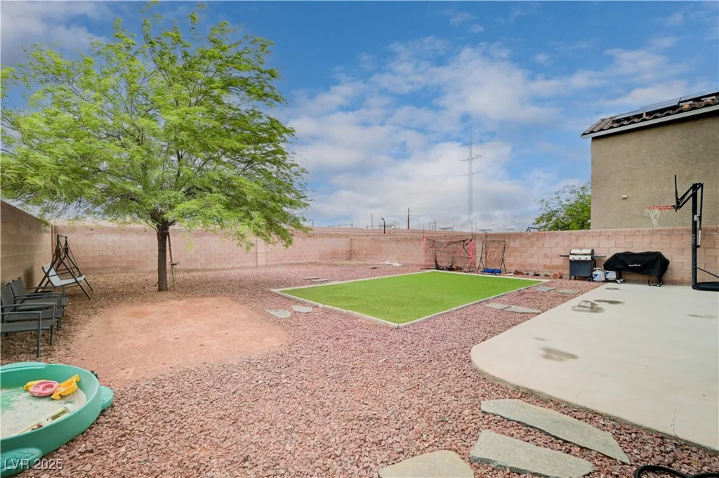 6223 Legend Falls, North Las Vegas, NV 89081