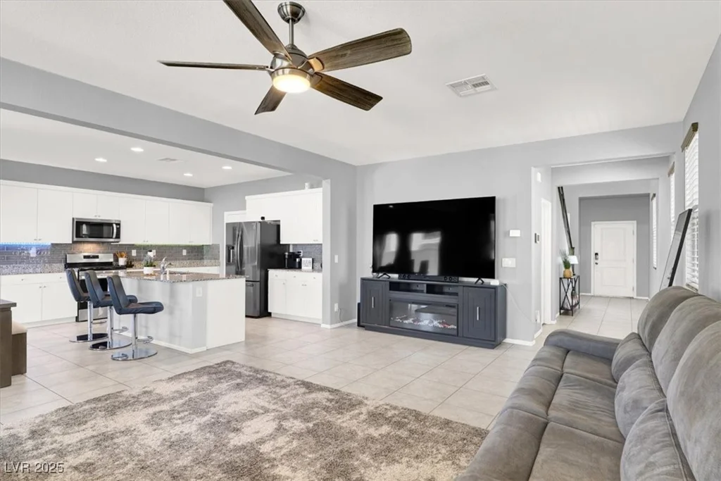 5656 Salt Rock, North Las Vegas, NV 89031