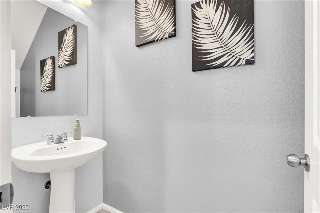 5656 Salt Rock, North Las Vegas, NV 89031