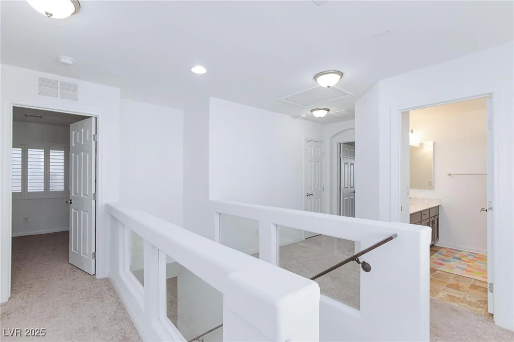 5384 Knitmore, Las Vegas, NV 89139