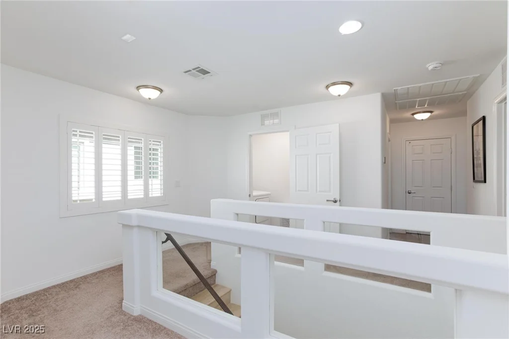 5384 Knitmore, Las Vegas, NV 89139