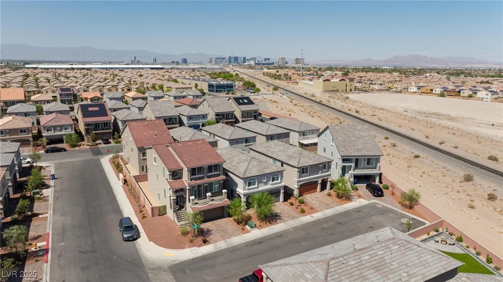 5384 Knitmore, Las Vegas, NV 89139