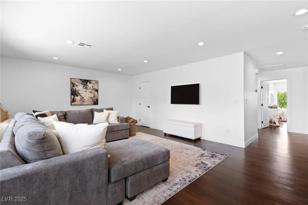 613 Bianca Bay, Las Vegas, NV 89144