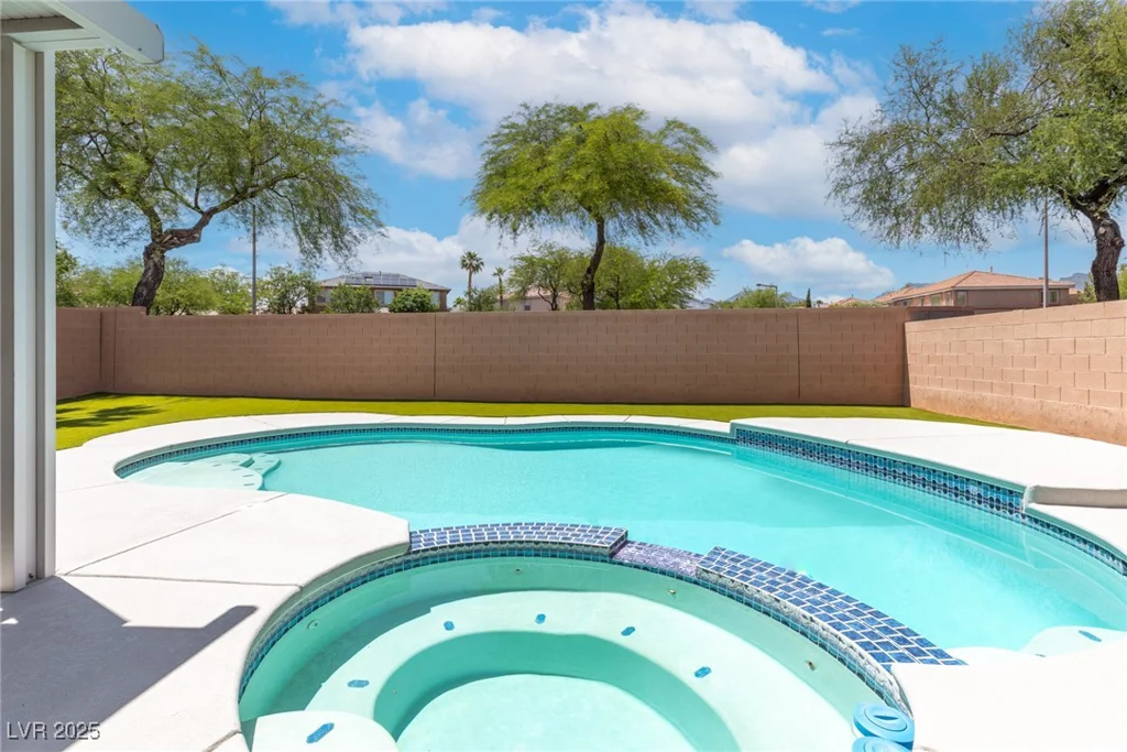 613 Bianca Bay, Las Vegas, NV 89144