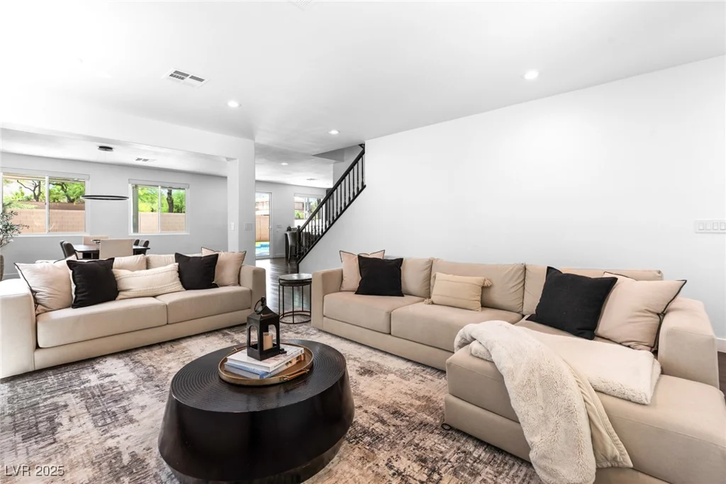 613 Bianca Bay, Las Vegas, NV 89144