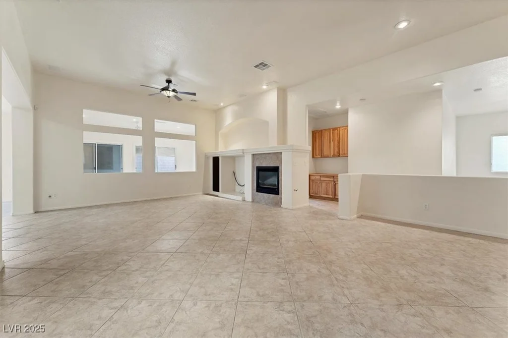 768 Viento Del Montagna, Henderson, NV 89012