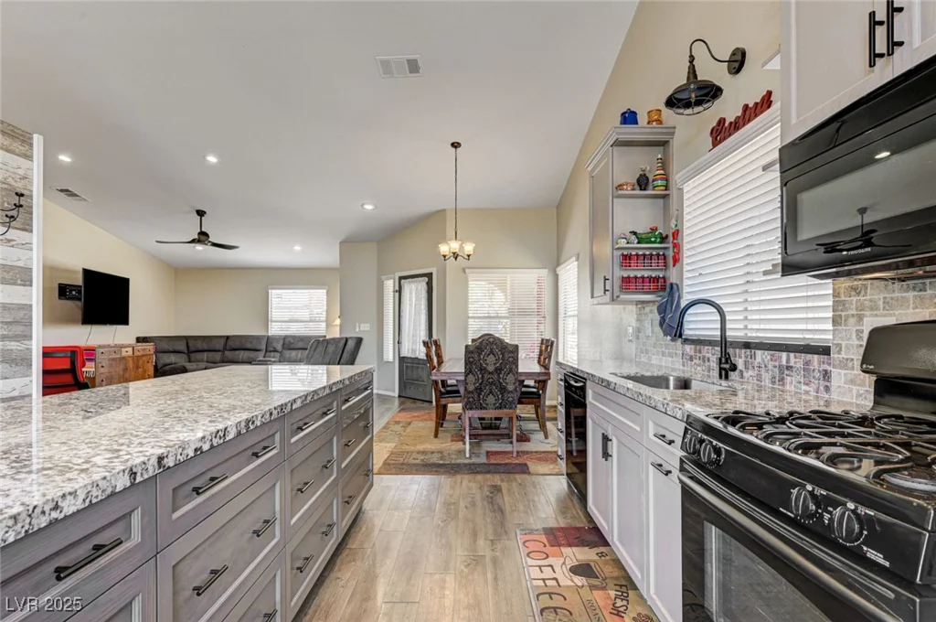 532 Calypso, Henderson, NV 89002