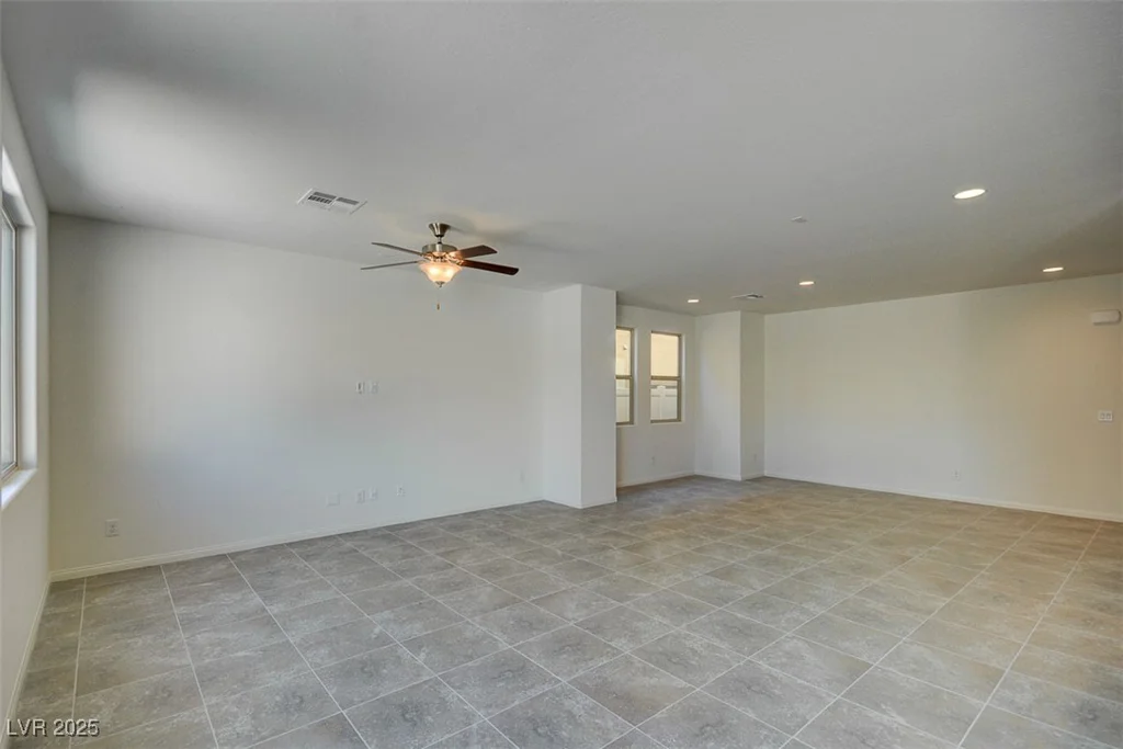 5852 Fox Hair, North Las Vegas, NV 89081