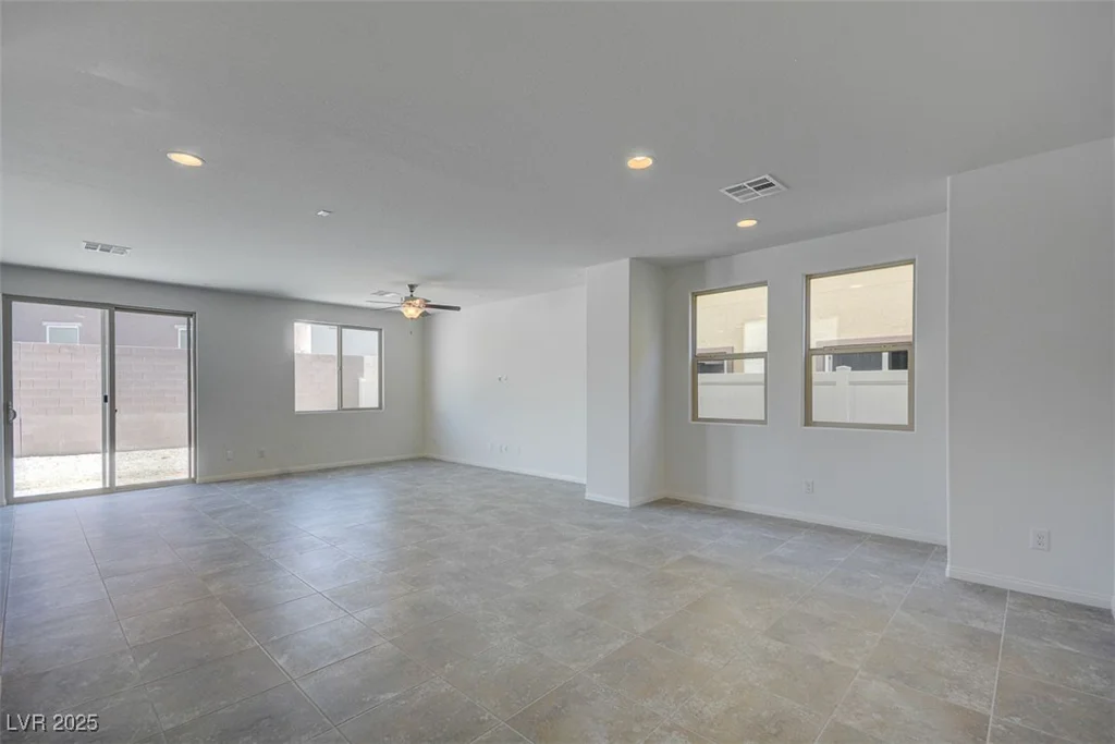 5852 Fox Hair, North Las Vegas, NV 89081