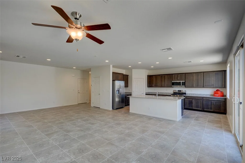5852 Fox Hair, North Las Vegas, NV 89081