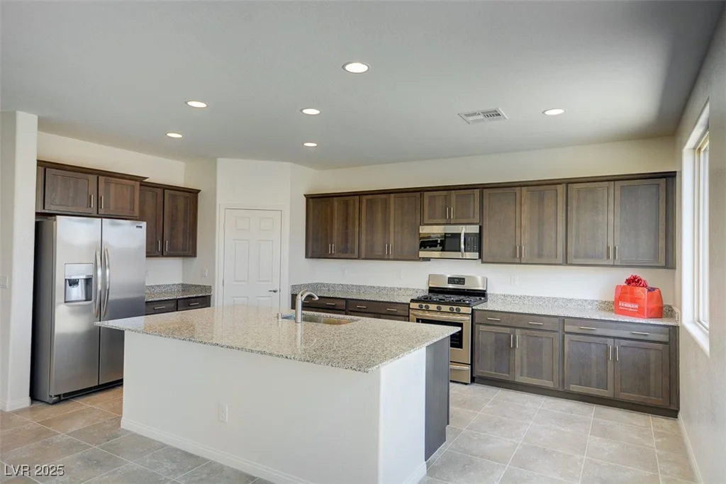 5852 Fox Hair, North Las Vegas, NV 89081