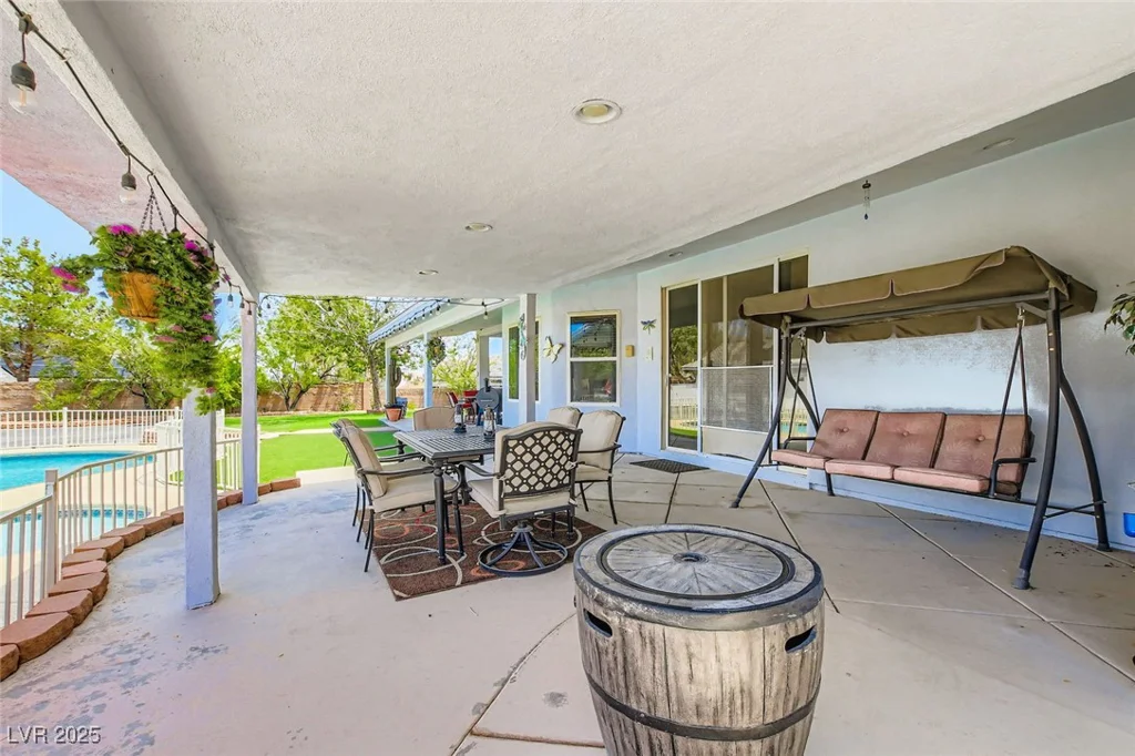 8640 Horse, Las Vegas, NV 89143